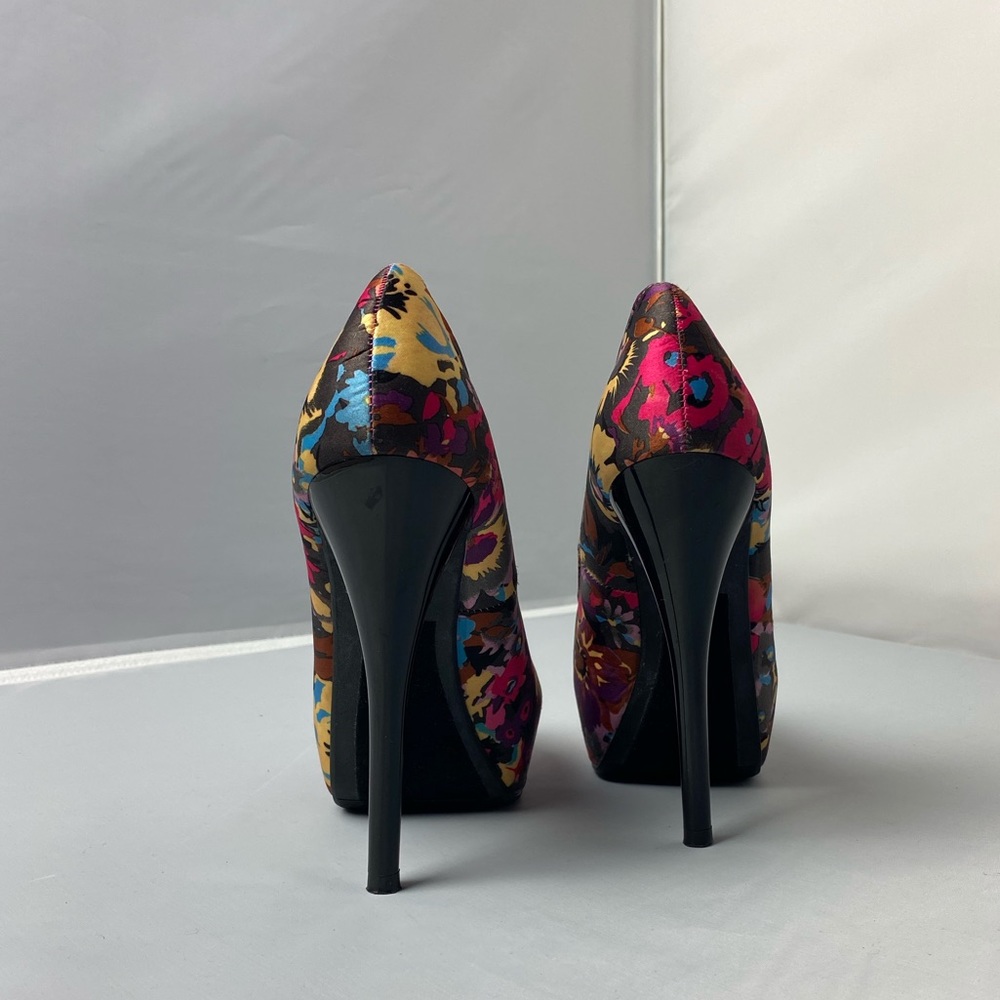 Call It Spring Heels 👠 - Picture 3 of 3